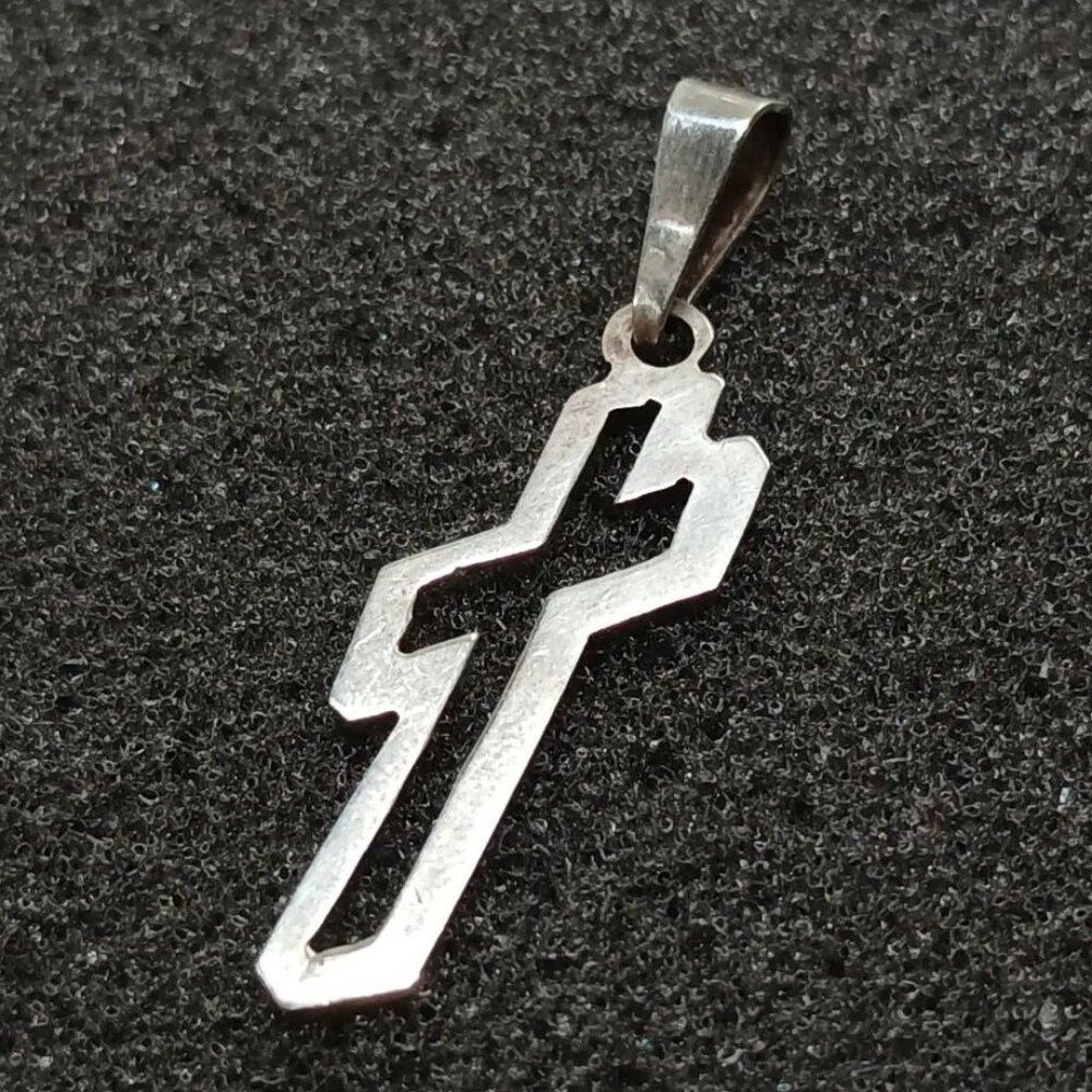 925 Sterling Cross Pendant Modern Outline 1.375” Tall Lightweight Minimalist .9g